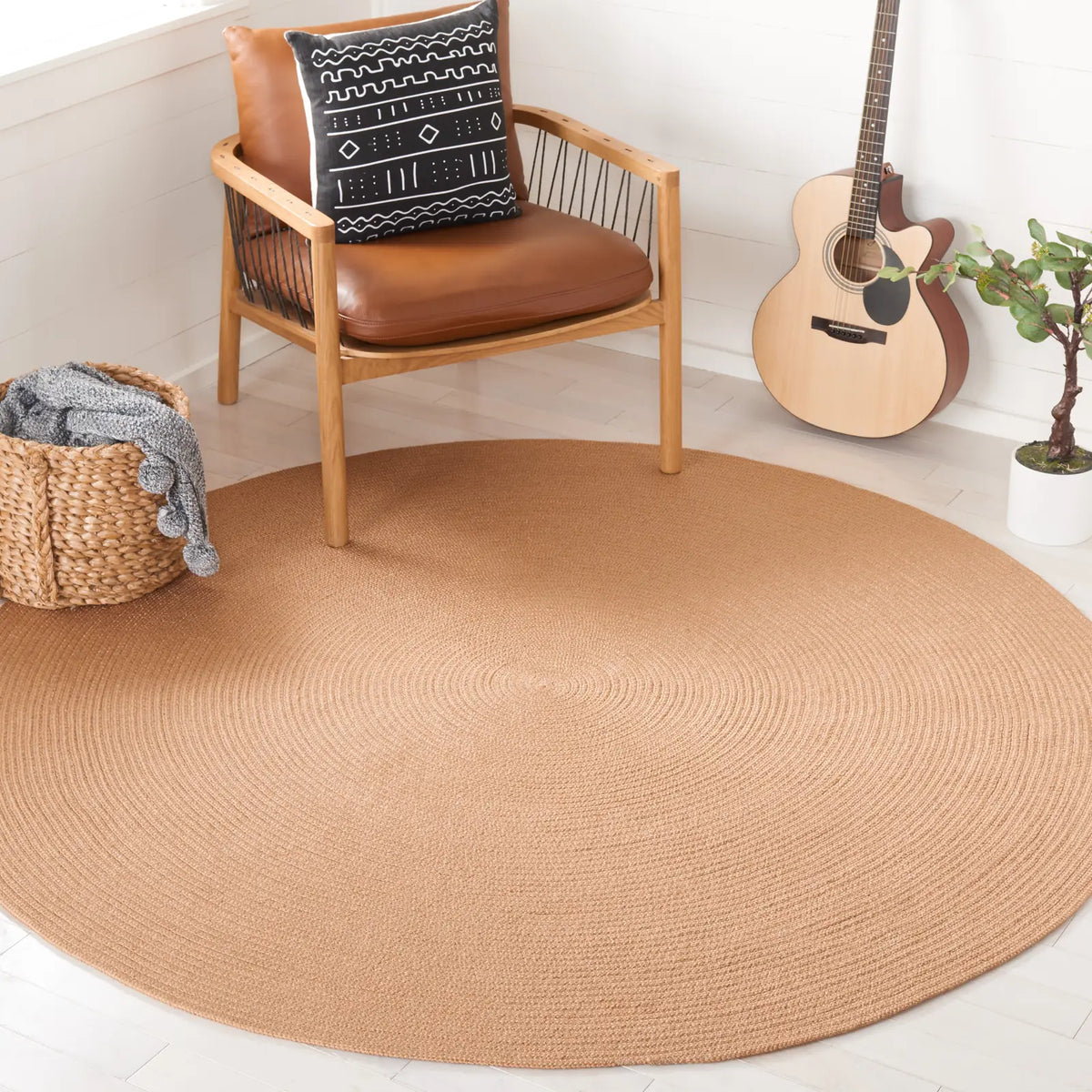 Safavieh Braided 5'-0" x 5'-0" Rug in Tan