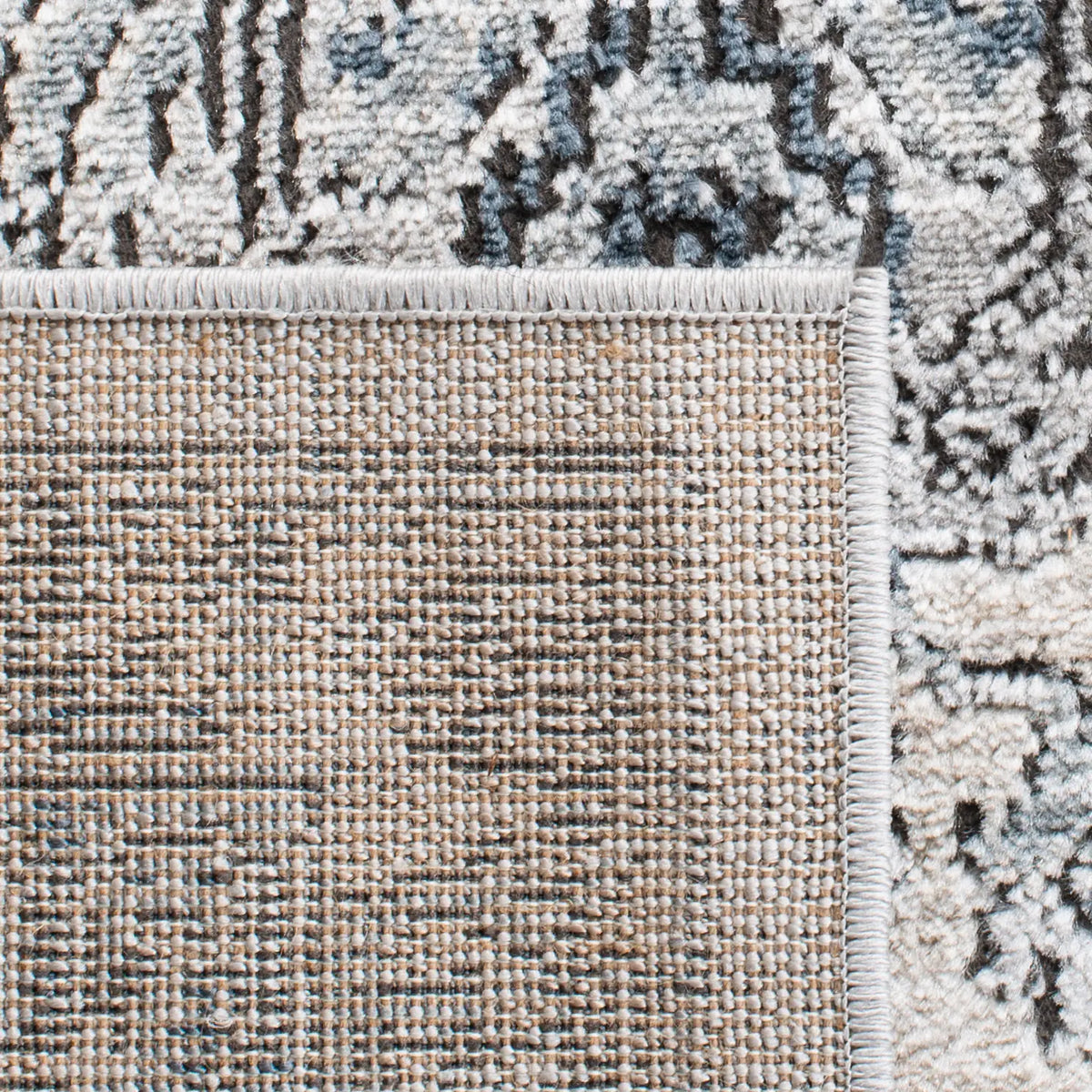 Safavieh Martha Stewart 4'-0" x 6'-0" Rug in Light Blue / Ivory