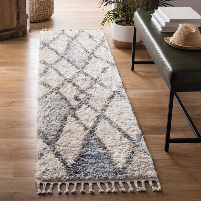 Safavieh Berber Fringe Shag 2'-0" x 8'-0" Rug in Cream / Blue