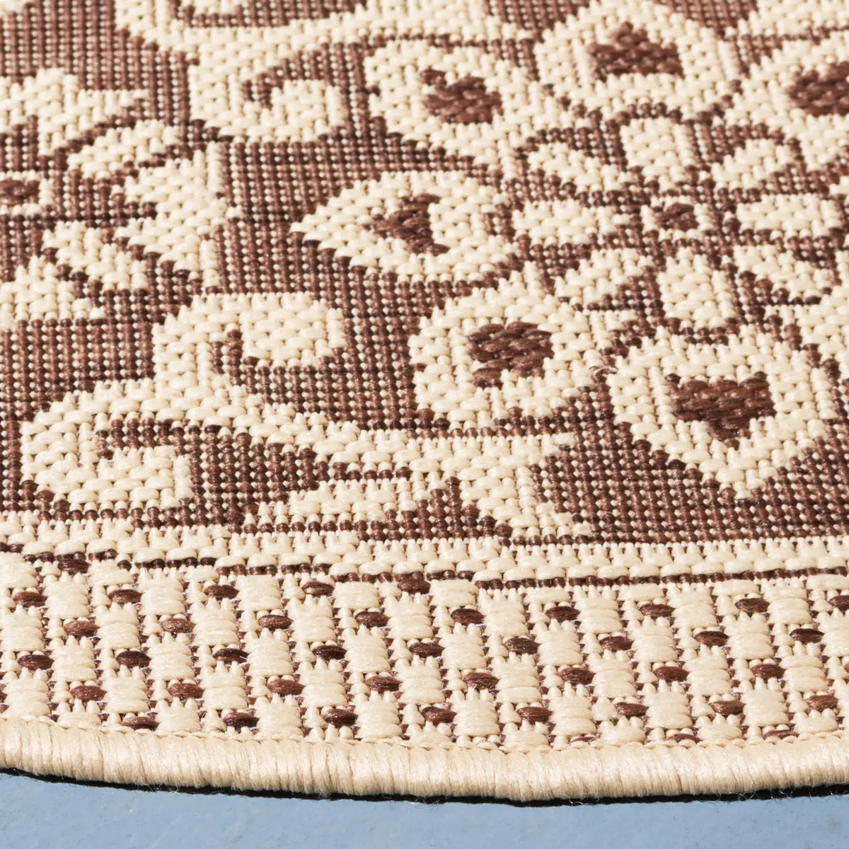 Safavieh Courtyard 6'-7" x 6'-7" Rug in Cream / Light Chocolate