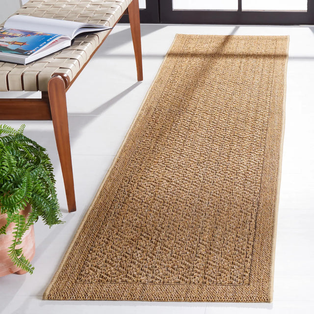 Safavieh Palm Beach 2'-0" x 8'-0" Rug in Natural