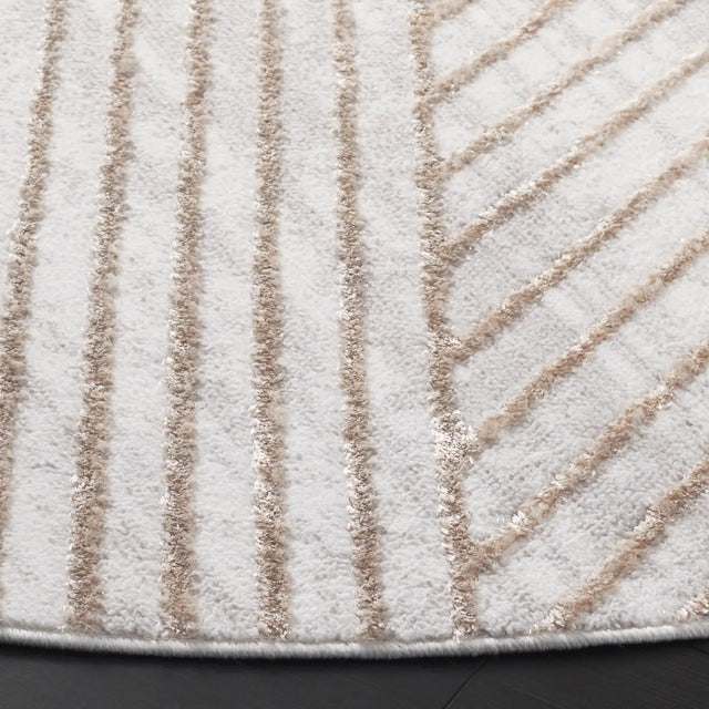 Safavieh Maya 6'-7" x 6'-7" Rug in Ivory / Beige