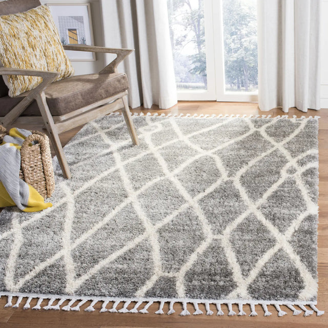 Safavieh Berber Fringe Shag 5'-3" x 7'-6" Rug in Grey / Cream