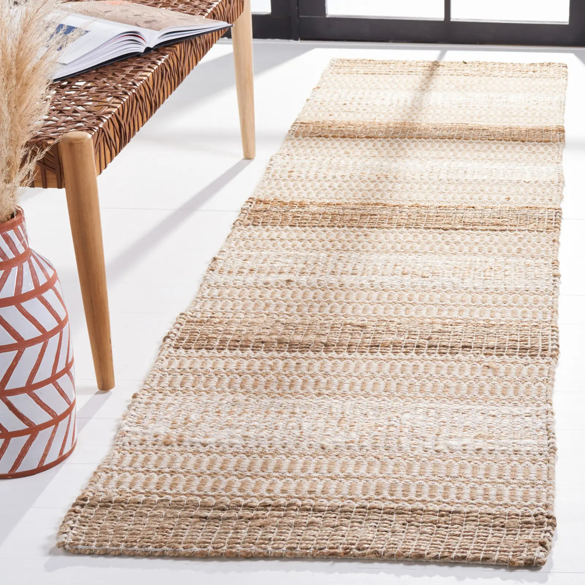 Safavieh Natural Fiber 2'-3" x 8'-0" Rug in Ivory / Natural
