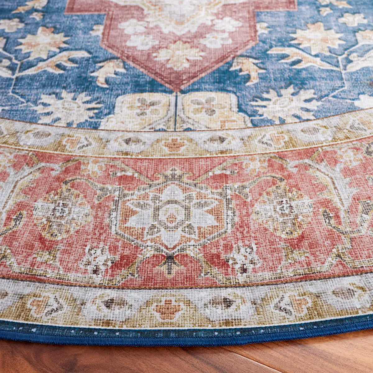 Safavieh Tucson 6'-0" x 6'-0" Rug in Navy / Rust