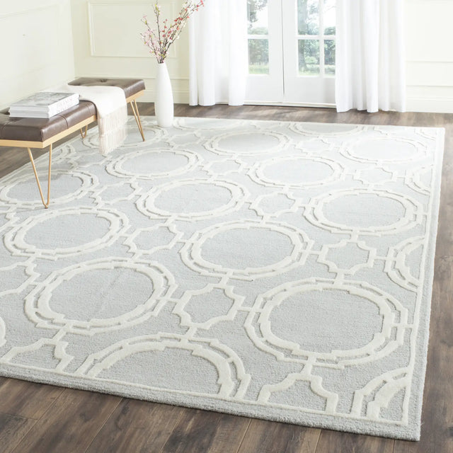 Safavieh Cambridge 8'-0" x 10'-0" Rug in Grey / Ivory