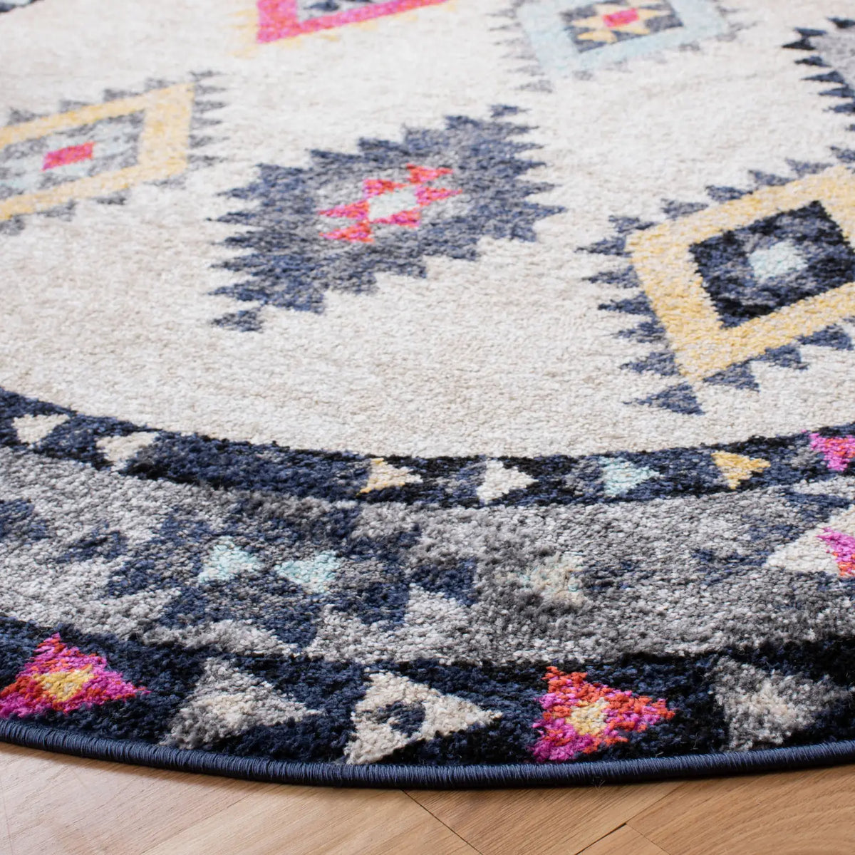 Safavieh Adirondack 6'-0" x 6'-0" Rug in Ivory / Grey