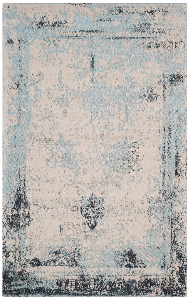 Safavieh Classic Vintage 5'-0" x 8'-0" Rug in Blue