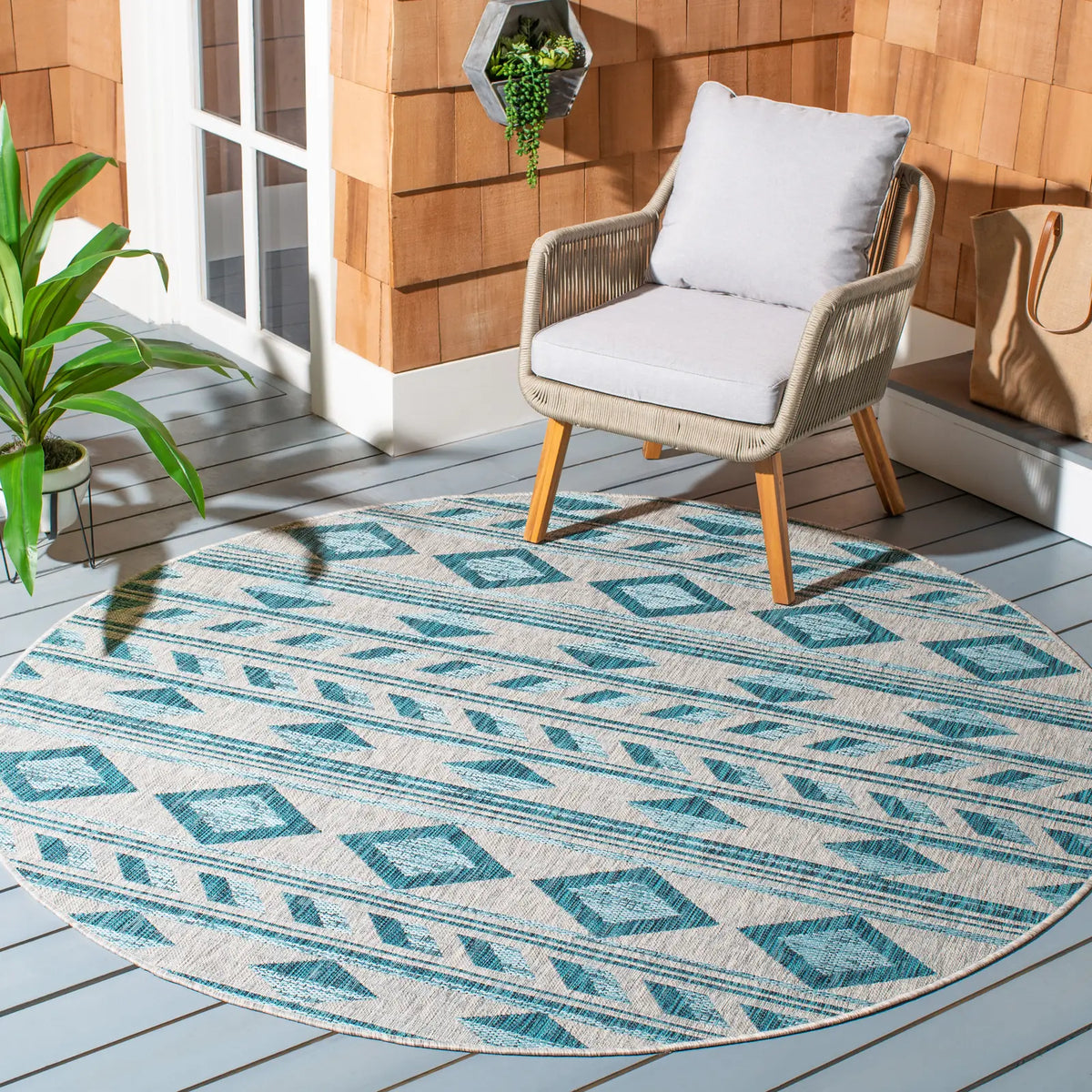 Safavieh Courtyard 6'-7" x 6'-7" Rug in Grey / Teal