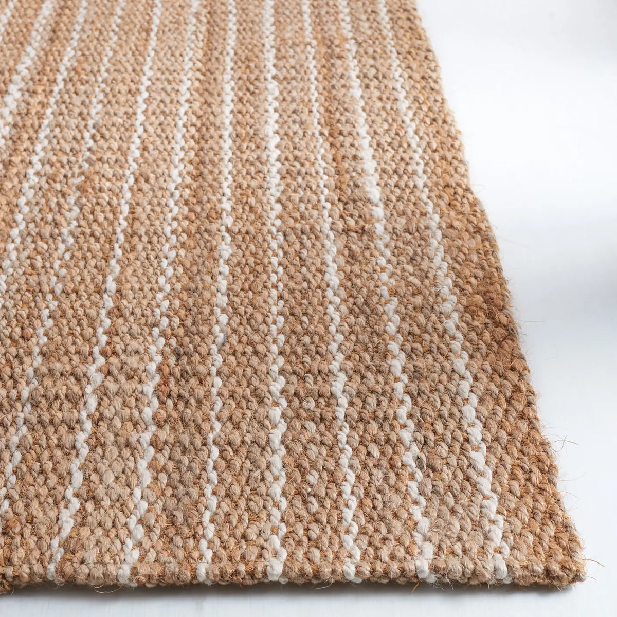 Safavieh Natural Fiber 4'-0" x 6'-0" Rug in Natural / Ivory