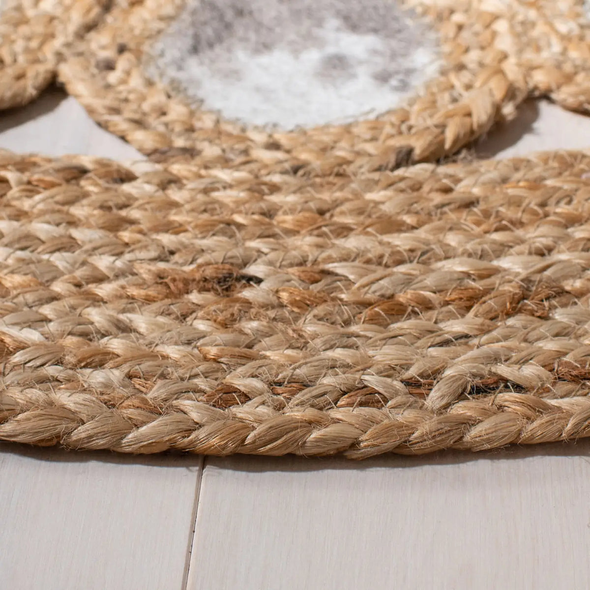 Safavieh Natural Fiber 3'-0" x 3'-0" Rug in Beige / Grey