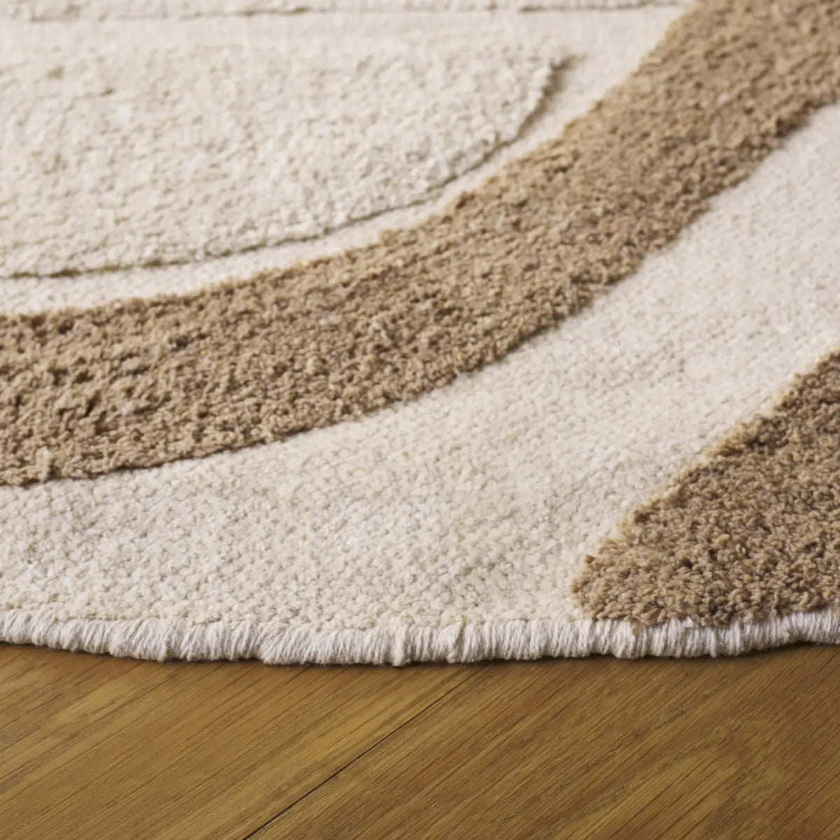 Safavieh Vermont 6'-0" x 6'-0" Rug in Ivory / Beige