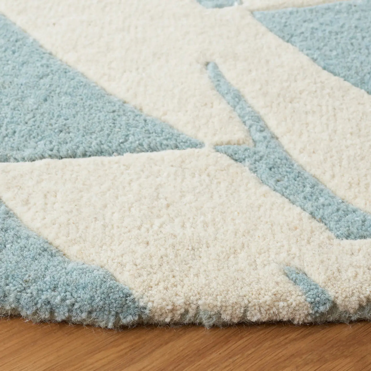 Safavieh Soho 6'-0" x 6'-0" Rug in Blue / Ivory