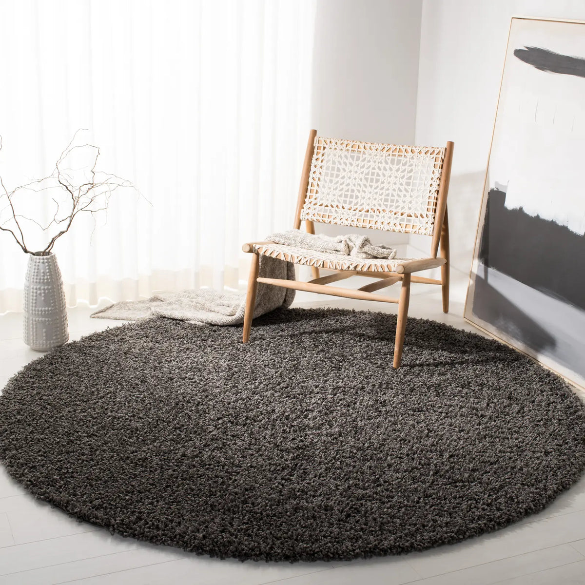 Safavieh Sga-Athens Shag 6'-7" x 6'-7" Rug in Dark Grey