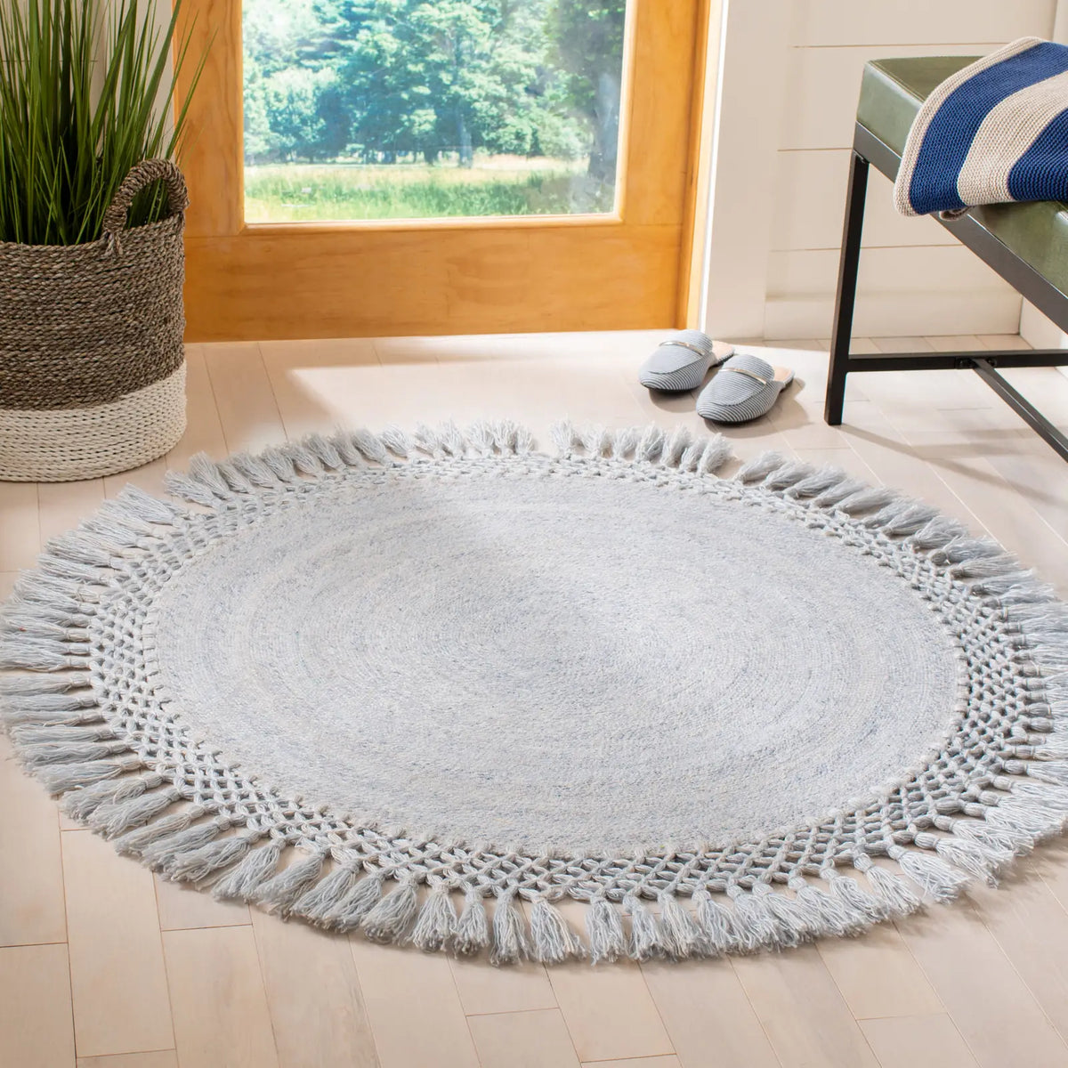 Safavieh Sahara 3'-0" x 3'-0" Rug in Blue