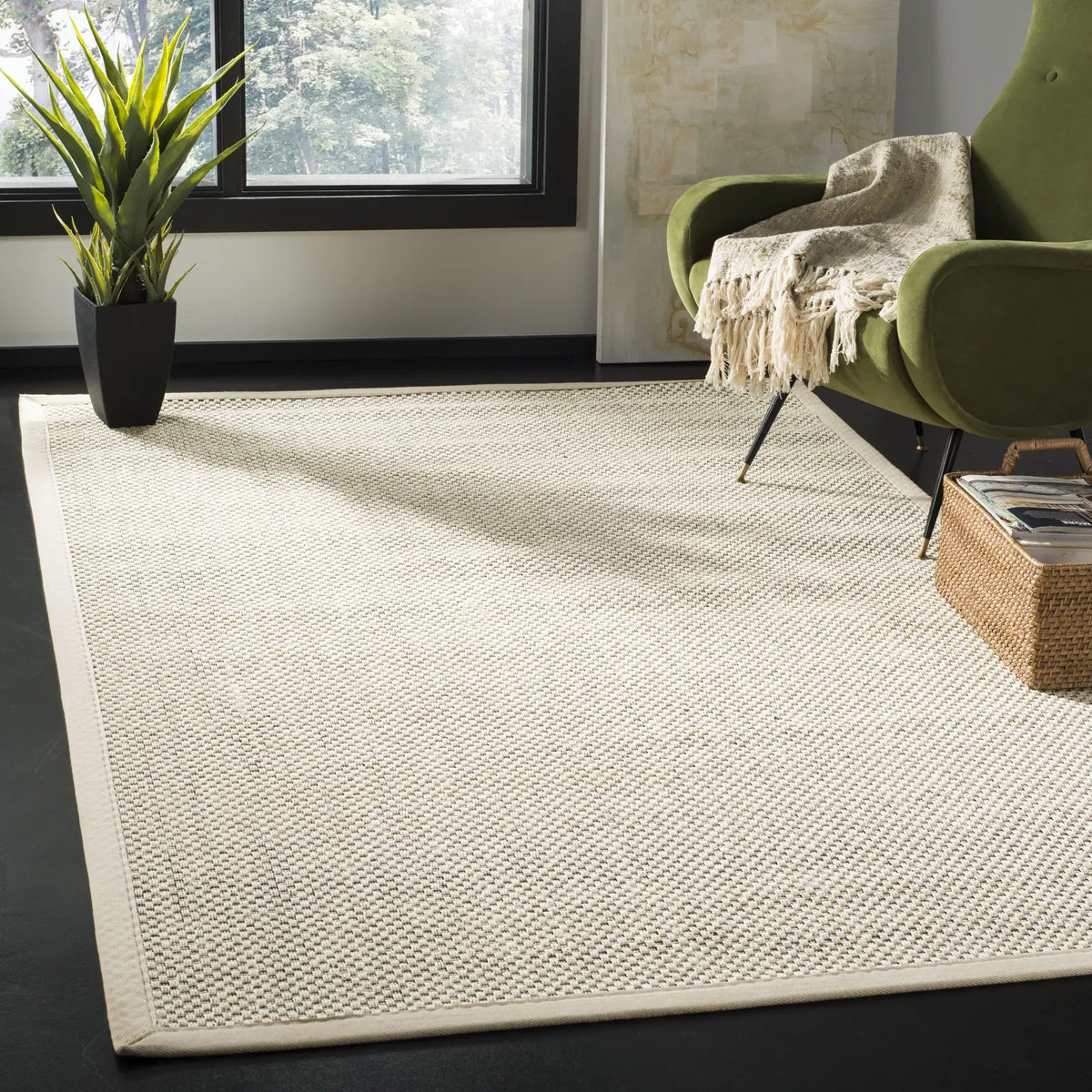 Safavieh Natural Fiber 4'-0" x 6'-0" Rug in Black / Ivory
