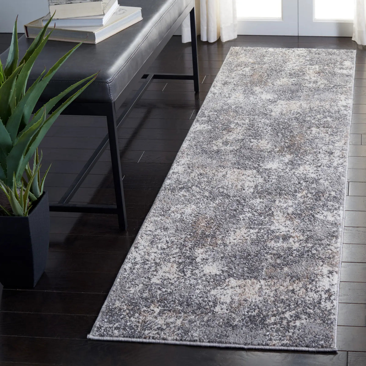Safavieh Aston 2'-0" x 8'-0" Rug in Light Grey / Grey