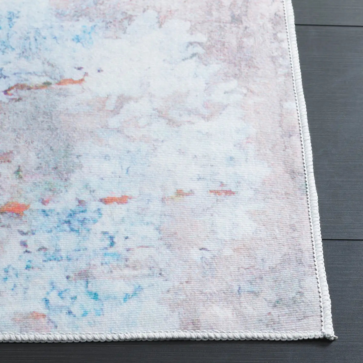 Safavieh Malibu 4'-0" x 6'-0" Rug in Ivory / Rust