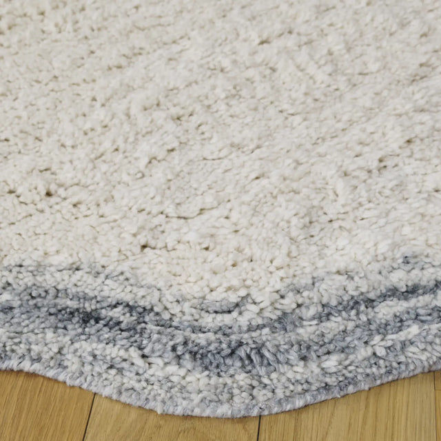 Safavieh Vermont 6'-0" x 6'-0" Rug in Ivory / Grey