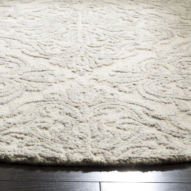 Safavieh Blossom 6'-0" x 6'-0" Rug in Ivory / Grey