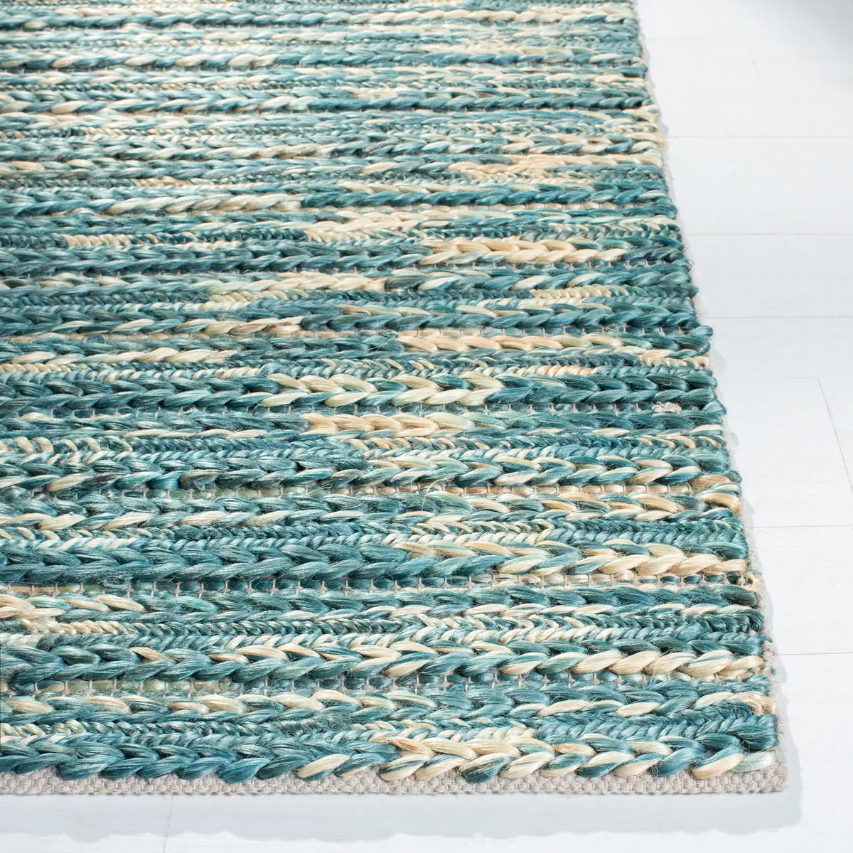 Safavieh Natural Fiber 4'-0" x 6'-0" Rug in Dark Green / Natural