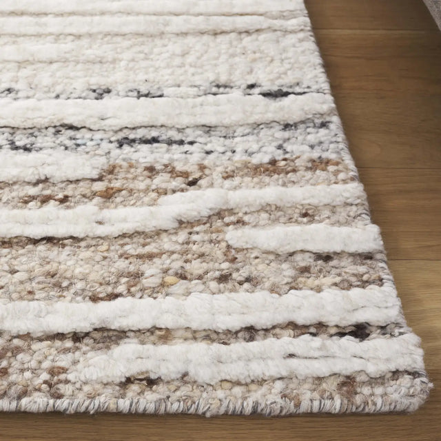 Safavieh Tribeca 6'-0" x 9'-0" Rug in Ivory / Brown