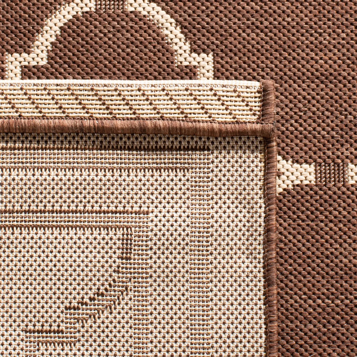 Safavieh Courtyard 4'-0" x 5'-7" Rug in Chocolate / Cream