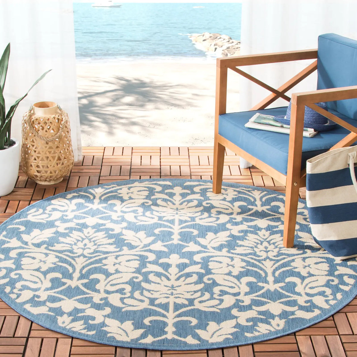 Safavieh Courtyard 5'-3" x 5'-3" Rug in Blue / Natural