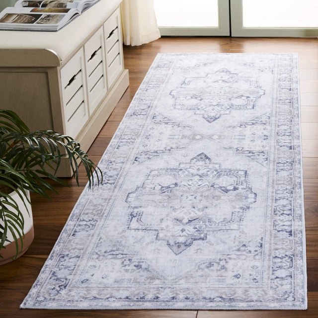 Safavieh Arizona 2'-6" x 8'-0" Rug in Ivory / Grey