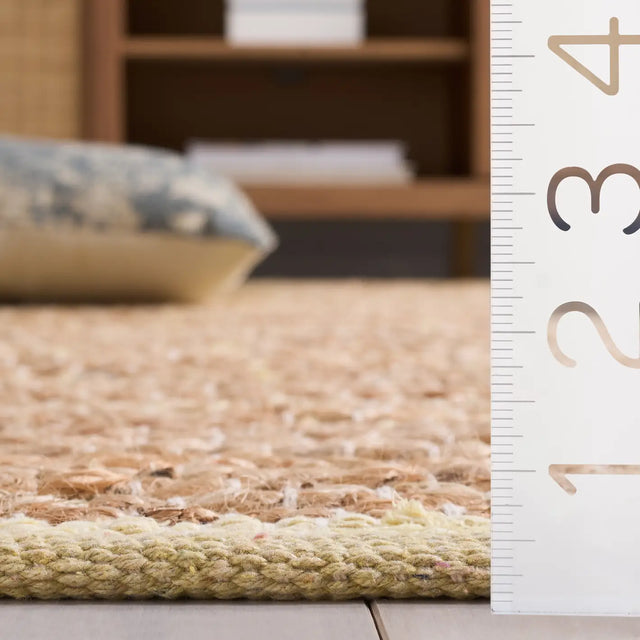 Safavieh Cape Cod 4'-0" x 6'-0" Rug in Yellow / Natural