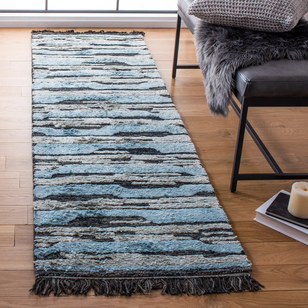 Safavieh Kenya 2'-3" x 8'-0" Rug in Charcoal / Blue