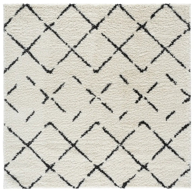 Safavieh Arizona Shag 6'-7" x 6'-7" Rug in Ivory / Black