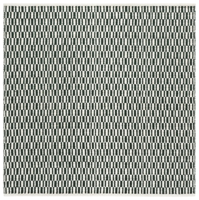 Safavieh Vermont 6'-0" x 6'-0" Rug in Dark Green / Ivory