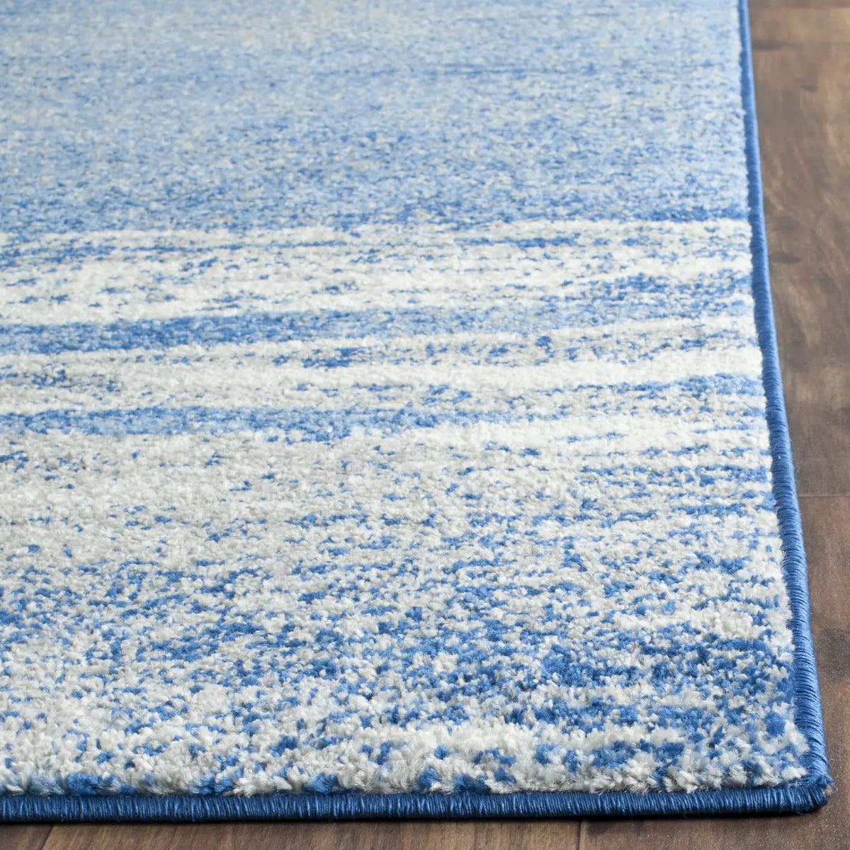 Safavieh Adirondack 10'-0" x 14'-0" Rug in Silver / Blue