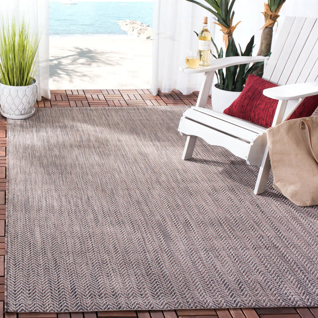 Safavieh Courtyard 4'-0" x 5'-7" Rug in Brown / Beige