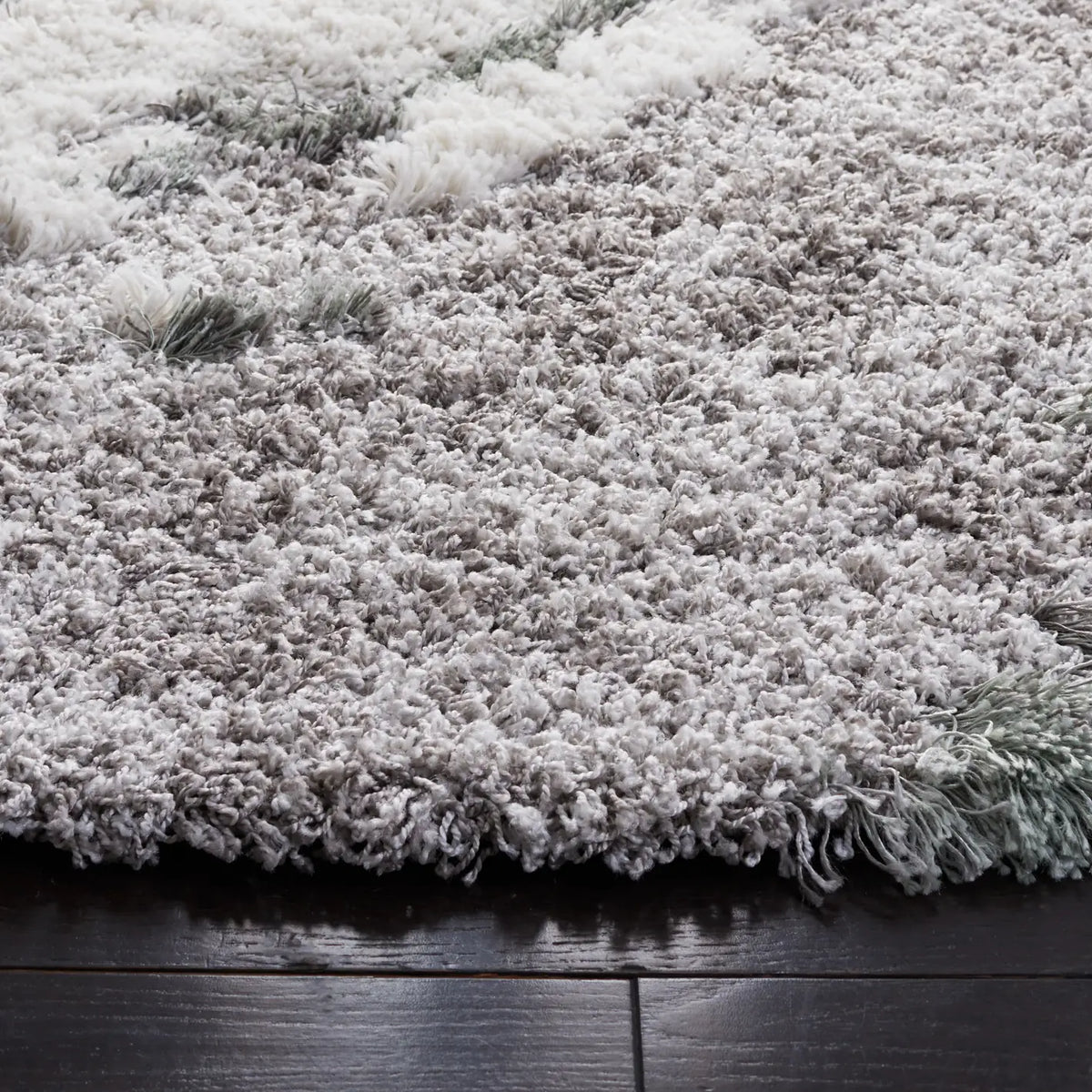 Safavieh Horizon Shag 800 5'-0" x 5'-0" Rug in Grey / Green