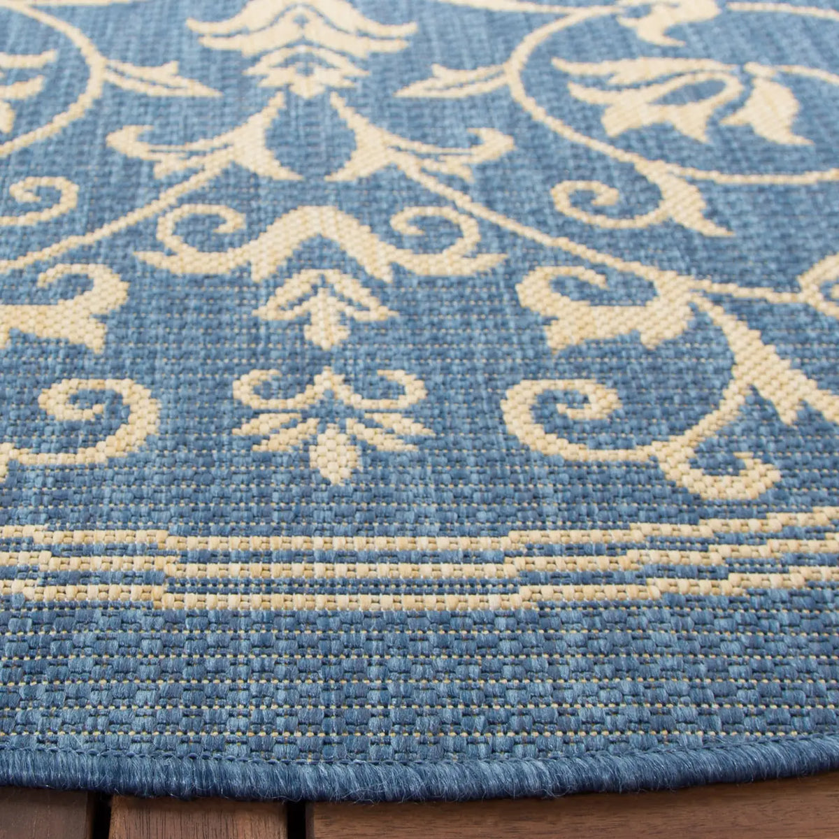 Safavieh Courtyard 5'-3" x 5'-3" Rug in Blue / Natural