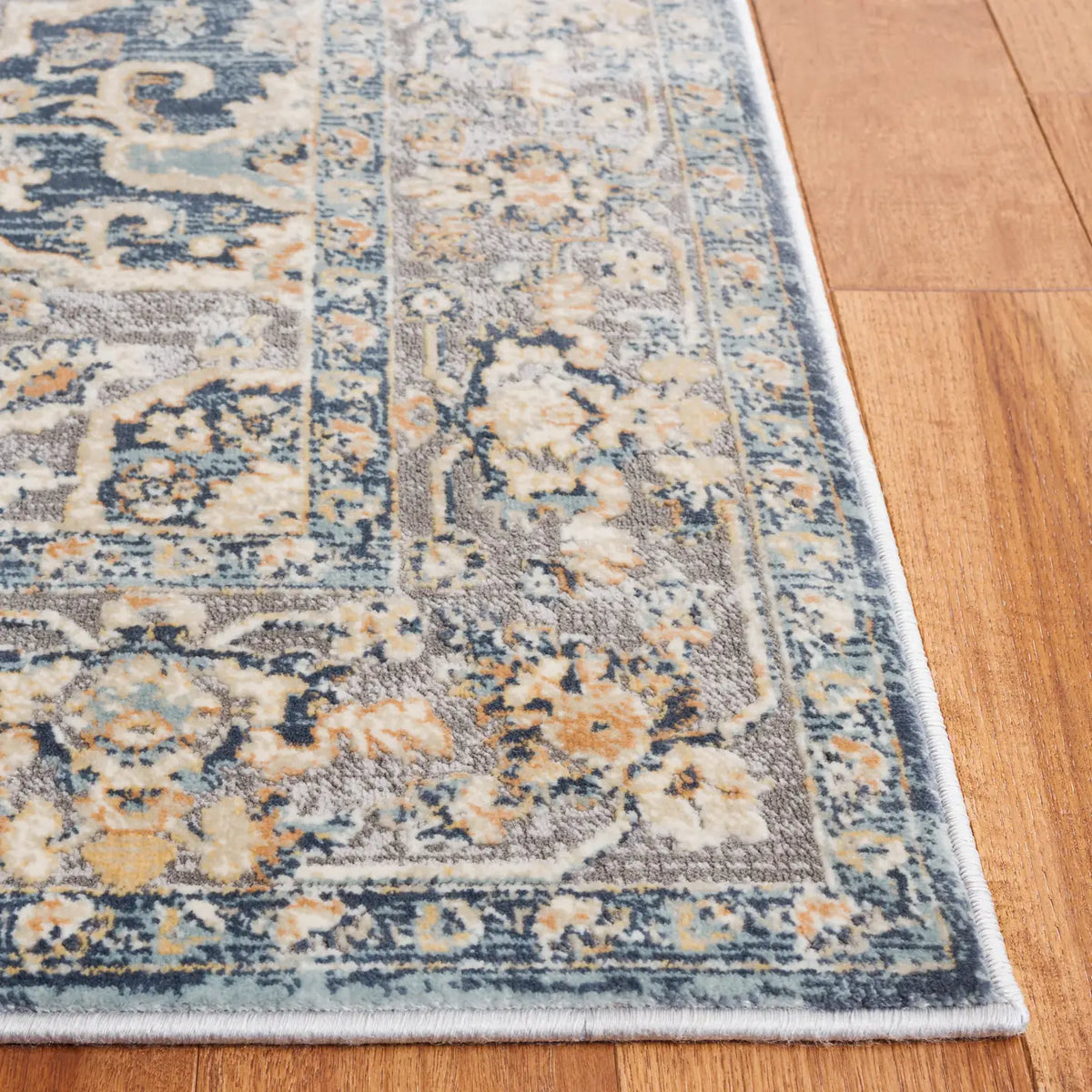 Safavieh Cosmopolitan 600 4'-0" x 6'-0" Rug in Cream / Blue