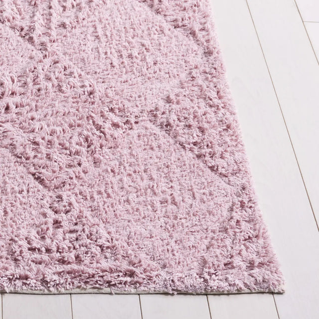 Safavieh Easy Care 4'-0" x 6'-0" Rug in Rose