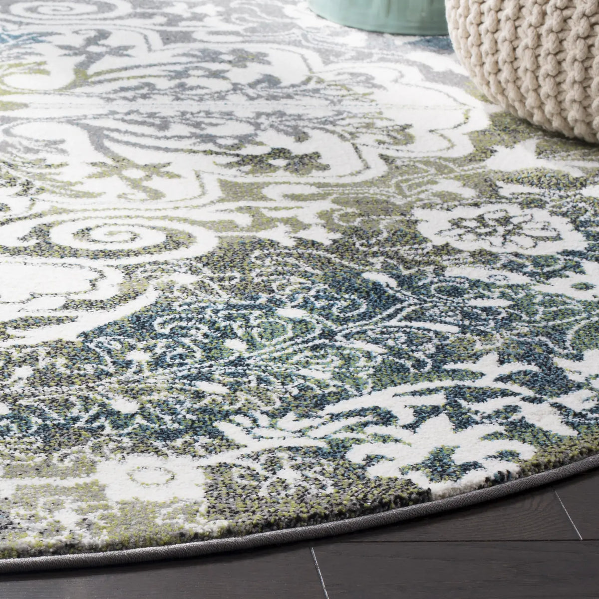 Safavieh Watercolor 6'-7" x 6'-7" Rug in Ivory / Peacock Blue