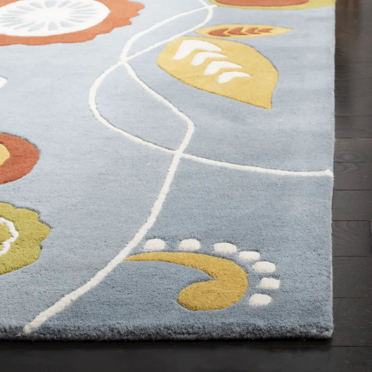 Safavieh Soho 3'-6" x 5'-6" Rug in Light Blue / Multi