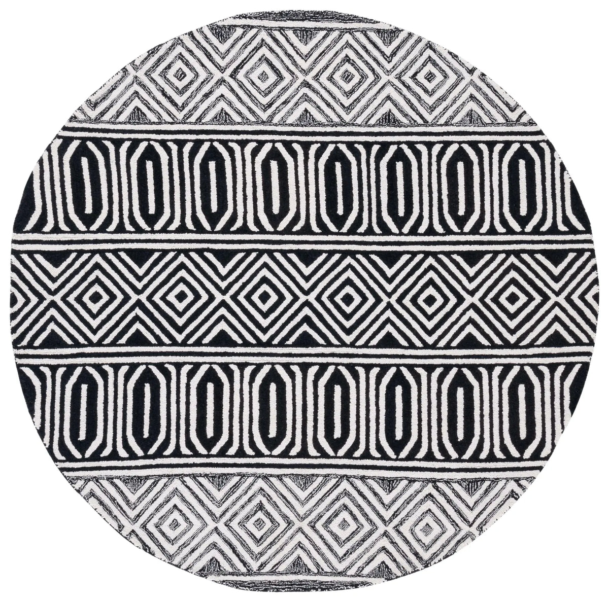 Safavieh Capri 6'-0" x 6'-0" Rug in Ivory / Black