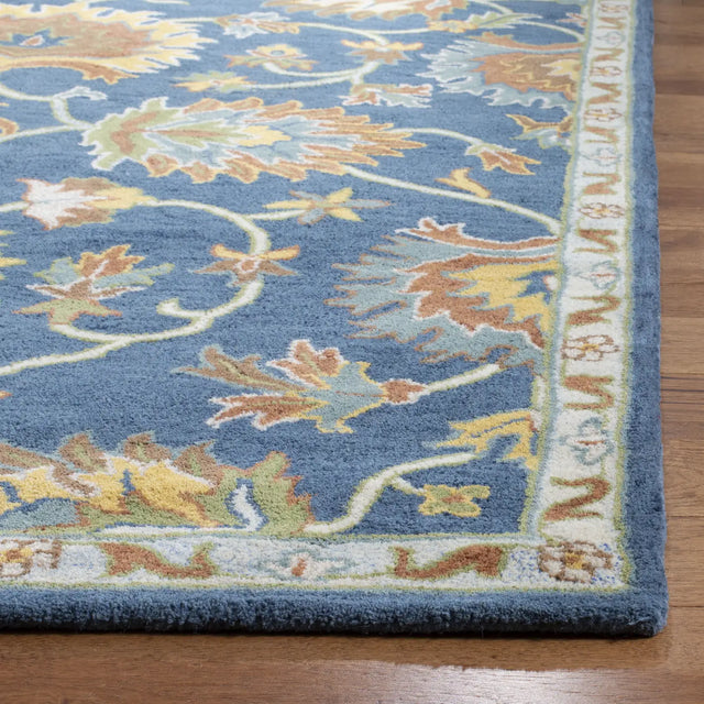 Safavieh Heritage 4'-0" x 6'-0" Rug in Navy