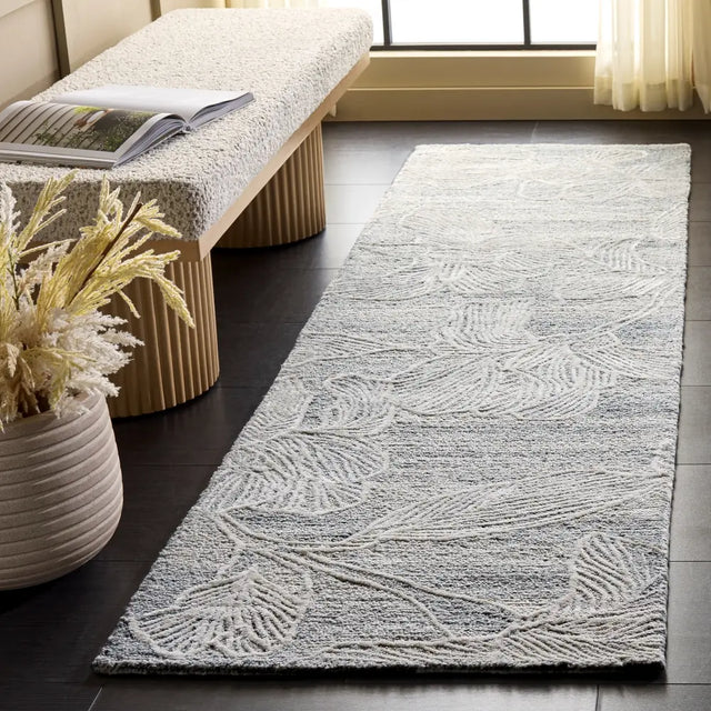 Safavieh Glamour 2'-3" x 8'-0" Rug in Silver / Ivory