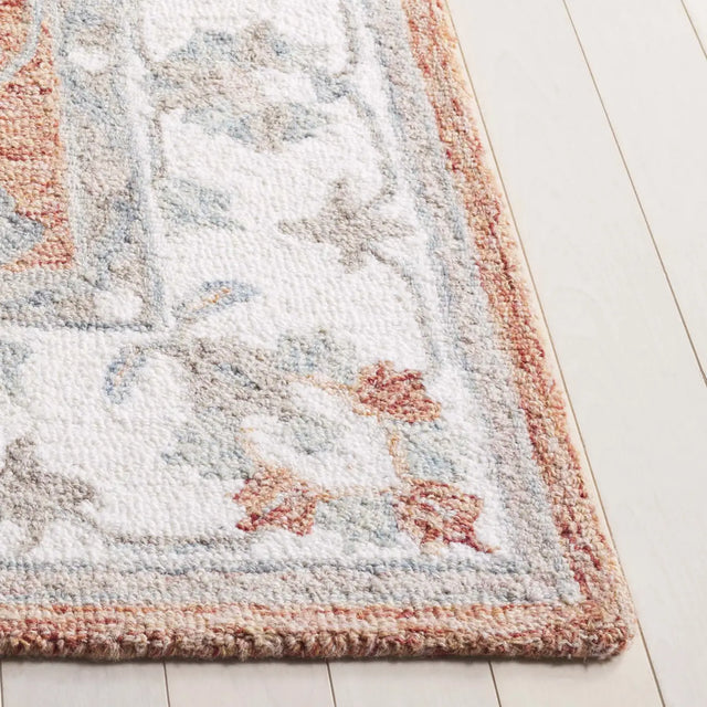 Safavieh Heritage 4'-0" x 6'-0" Rug in Rust / Ivory