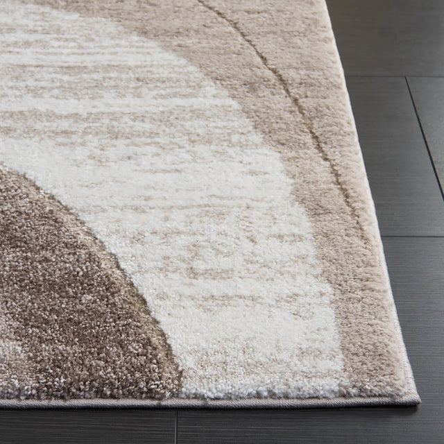 Safavieh Northport 800 4'-0" x 6'-0" Rug in Taupe / Ivory