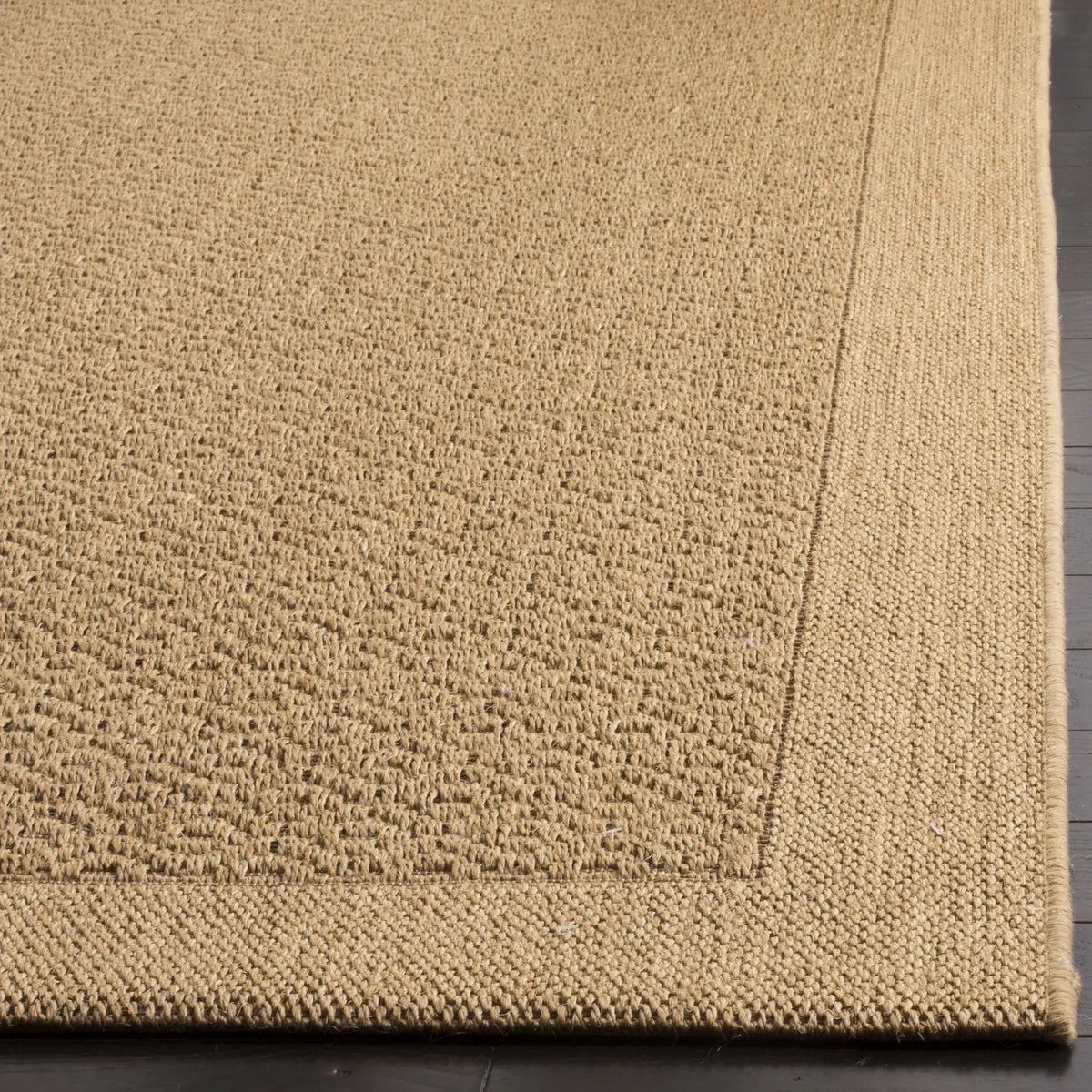 Safavieh Palm Beach 4'-0" x 6'-0" Rug in Maize