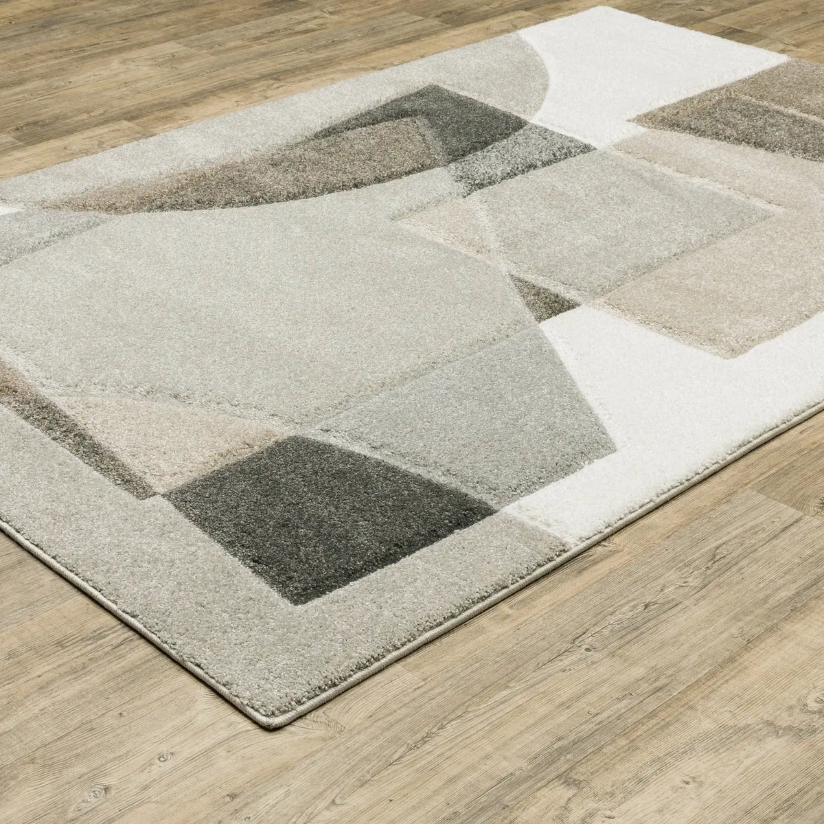 Oriental Weavers Cambria 084J2 Beige/ Multi Rug - angle detail