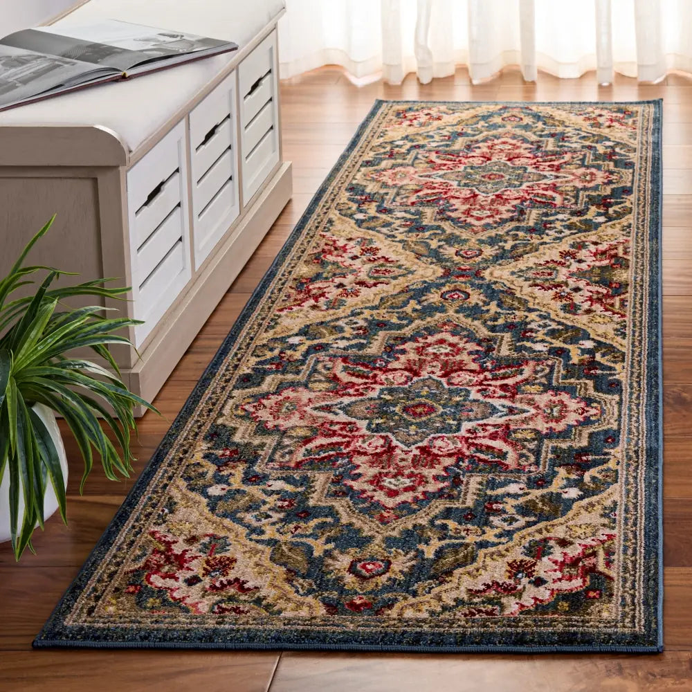 Safavieh Kashan 2'-6" x 8'-0" Rug in Blue / Beige