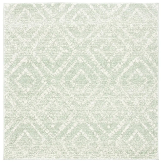 Safavieh Adirondack 6'-0" x 6'-0" Rug in Green / Ivory